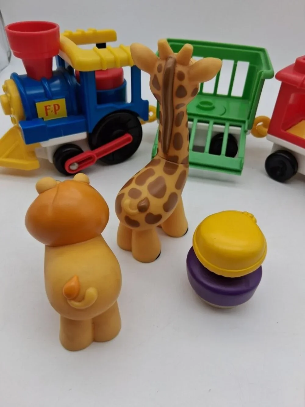 Vtg 1991 Fisher Price Little People Chunky Circus Zoo Train w/Clown & 2 Animals